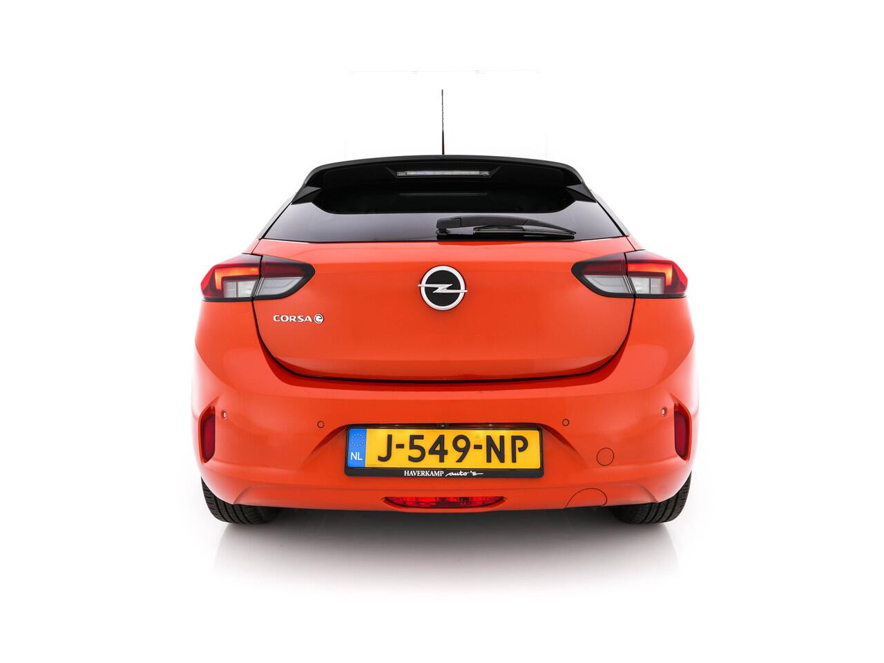 Opel e-Corsa Elegance 50 kWh [ 3-Fase ] {SOH-94%} (INCL-BTW) Aut. *FULL-LED | DIGI-COCKPIT | LEATHER-MICROFIBRE | NAVI-FULLMAP | CAMERA | CARPLAY | ECC | KEYLESS | CRUISE | DAB | LANE-ASSIST | PDC | SPORT-SEATS | PRIVACY-GLASS | 16"ALU*