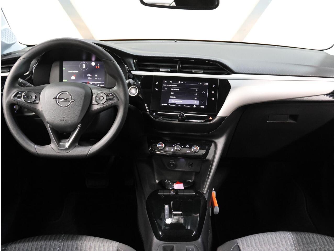 Opel e-Corsa Level 2 50kWh 136PK | 1ste eigenaar | 3 FASE | AppleCarPlay/Android | Climate Control | Cruise Control | Isofix | AUTOMAAT | Keyless Start | Warmtepomp |