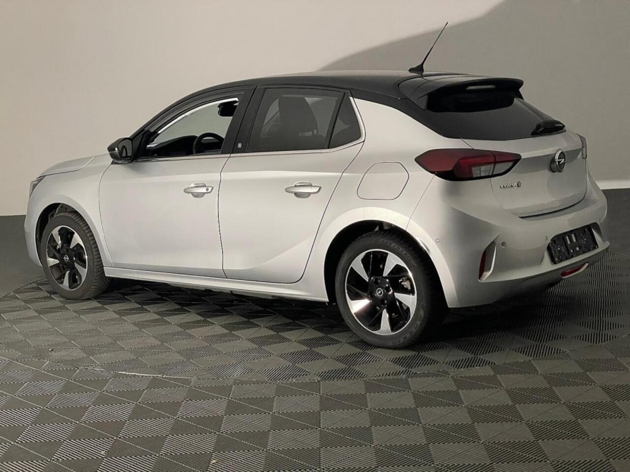 Opel e-Corsa Elegance 50 kWh | Full LED | PDC | Half LEDER