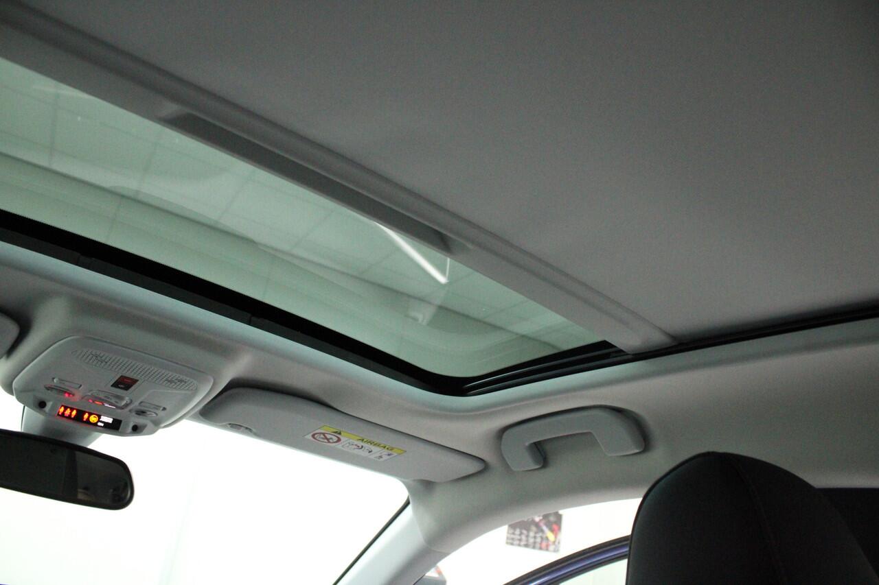 Opel e-Corsa Elegance 50 kWh | full options | climate | leder | panoramadak | navi | adaptive cruise | matrix | pdc v/a+camera | carplay | spiegels elect. inklapbaar