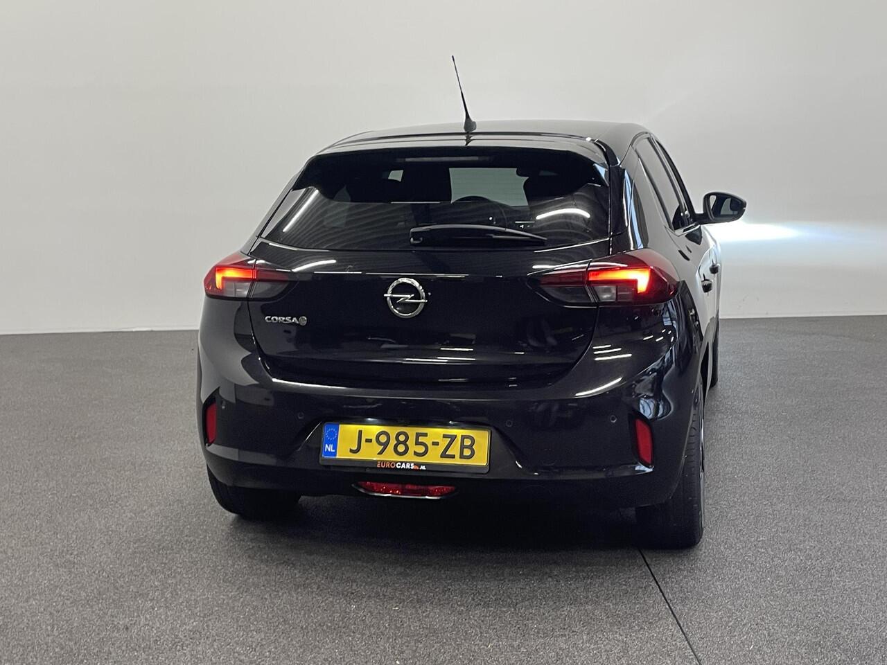 Opel e-Corsa Elegance 50 kWh Navigatie Apple Carplay/Android Auto Camera Parkeersensoren Adaptive Cruise Control Lichtmetalen velgen Climate Control