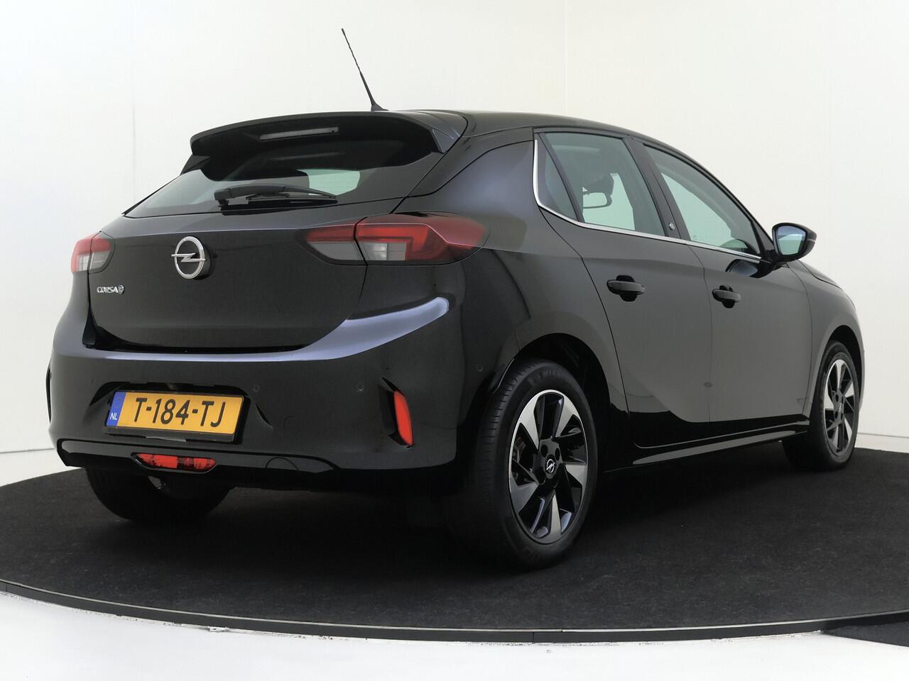 Opel e-Corsa Level 3 I 50 kWh I AUTOMAAT I Navigatie I LM Velgen I Camera achter I