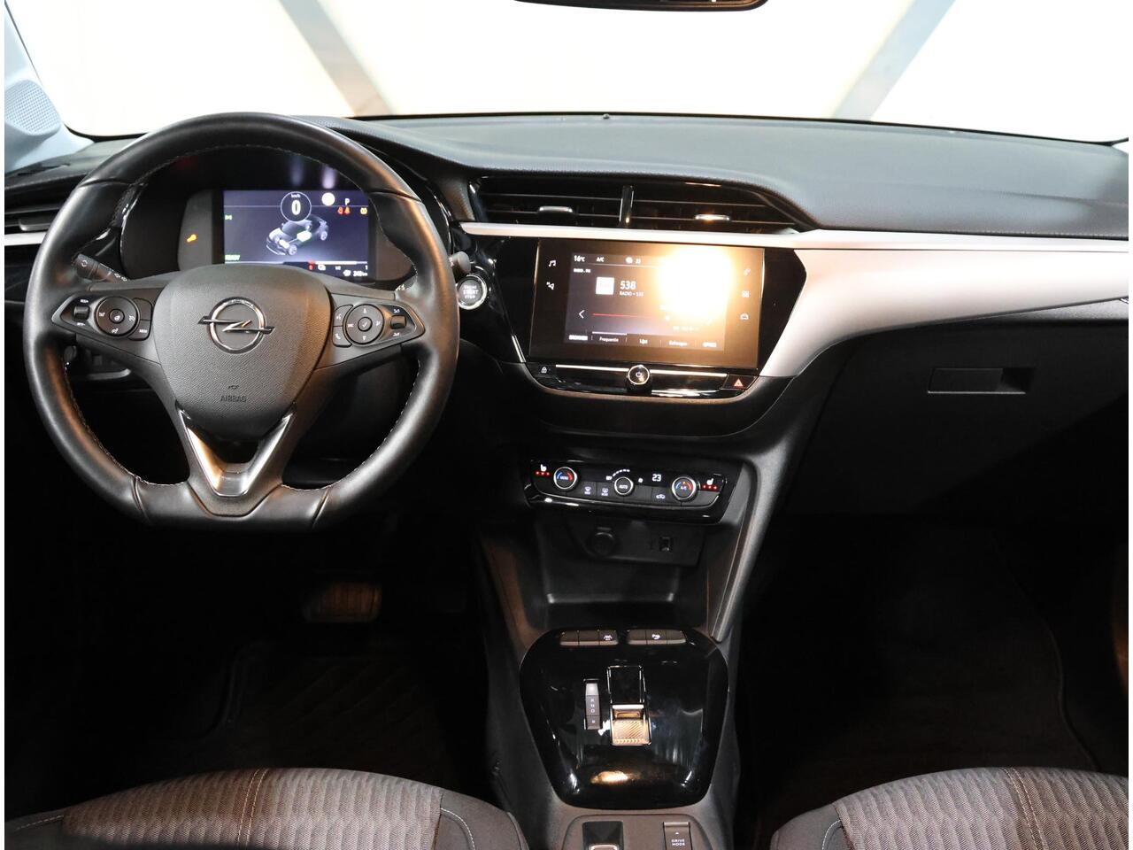 Opel e-Corsa Level 2 50kWh 136PK | 1ste eigenaar | ACCURAPPORT 96% | AppleCarplay/AndroidAuto | Climate Control | Cruise Control | Stoel/StuurVerwarmd | Parkeersensoren | Isofix | Goed Onderhouden! |