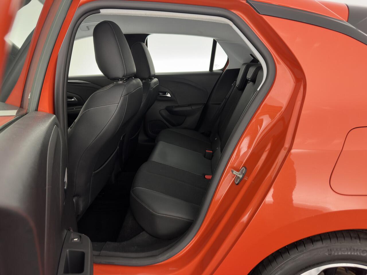 Opel e-Corsa Elegance 50 kWh [3-FASE] {SOH-90%} (INCL-BTW) Aut.*FULL-LED | DIGI-COCKPIT | LEATHER-MICROFIBRE | CARPLAY | CAMERA | ECC | KEYLESS | CRUISE | DAB | 16'' ALU*