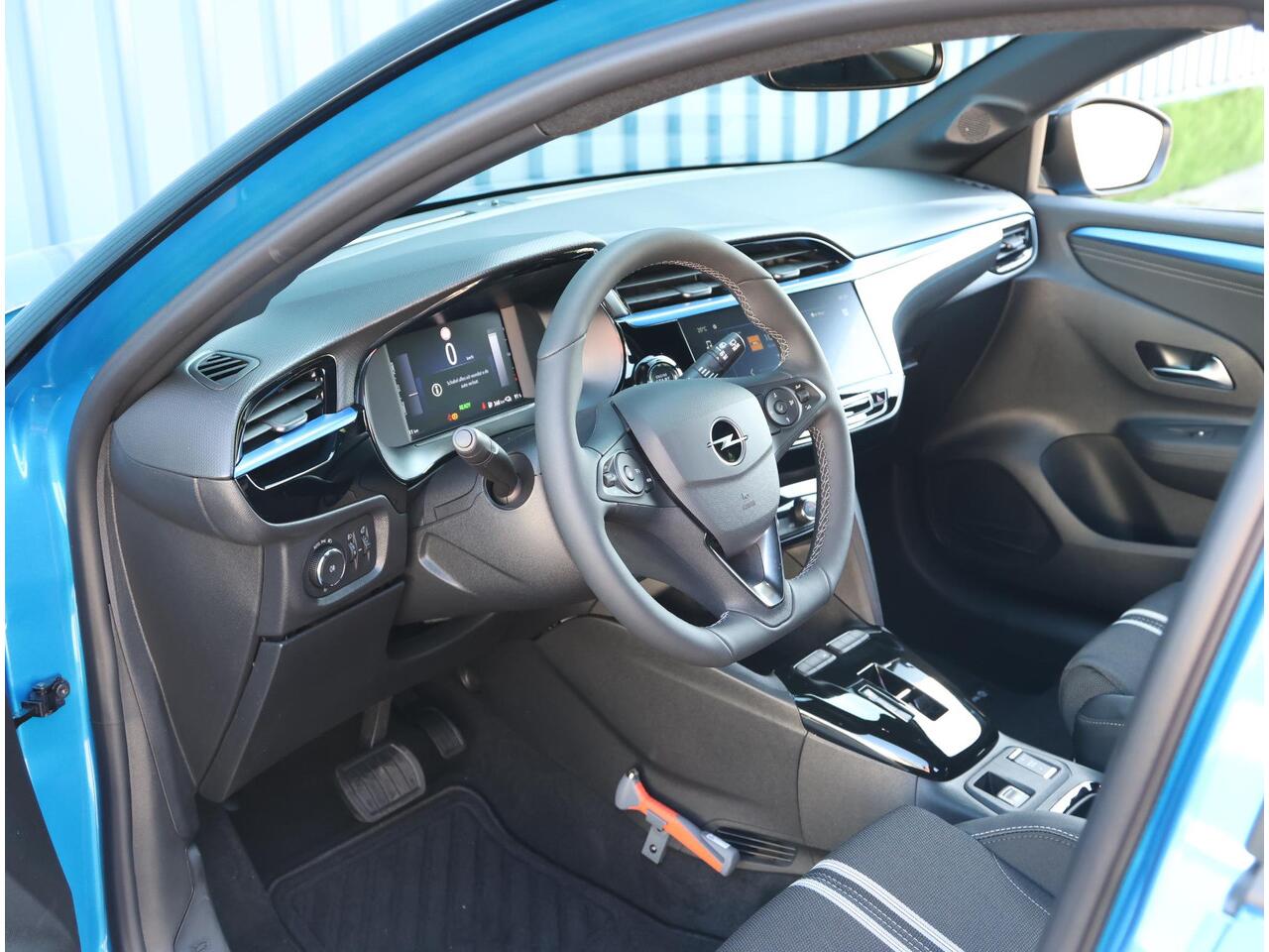 Opel e-Corsa Electric Long Range Yes 51 kWh | Stoelverwarming | ClimateControl | AppleCarPlay/AndroidAuto | CruiseControl | Parkeersensoren |