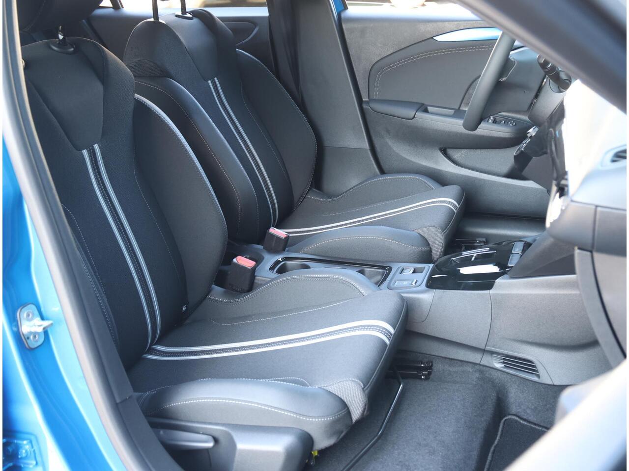 Opel e-Corsa Electric Long Range Yes 51 kWh | Stoelverwarming | ClimateControl | AppleCarPlay/AndroidAuto | CruiseControl | Parkeersensoren |