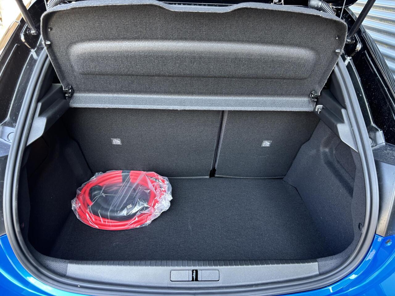 Opel e-Corsa Electric YES! LONG RANGE 51kWh 156pk | STOEL/STUURVERW. | PARKEERSENSOREN | APPLE CARPLAY / ANDROID AUTO |