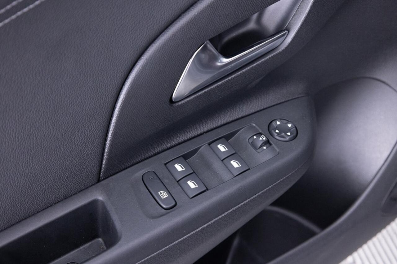 Opel e-Corsa GS Line 50-kWh | SOH 100% | Half LEDER | ECC | Full LED | NAVI