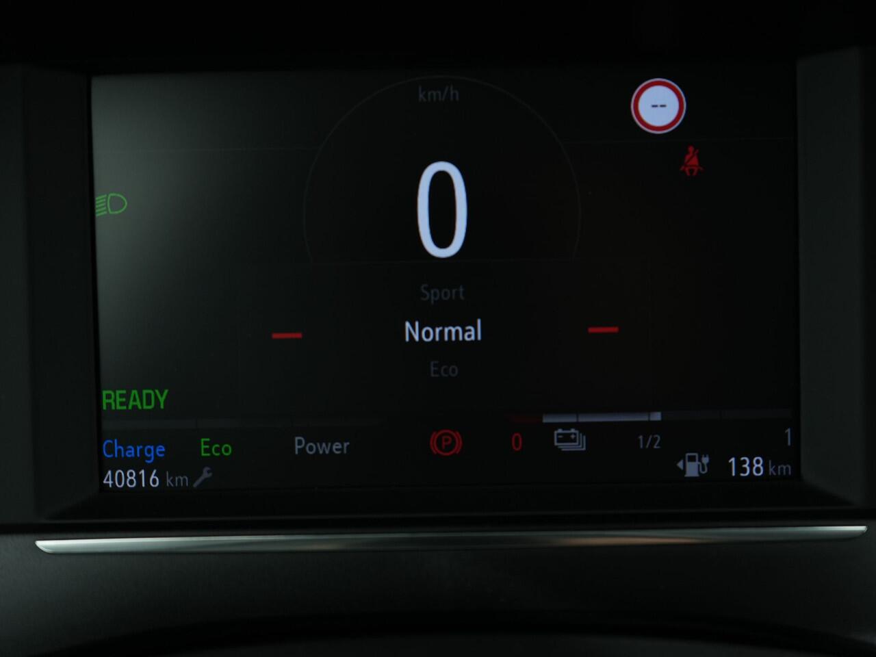 Opel e-Corsa LEVEL 3 50 KWH 3-FASE | Navi | Winterpakket | Clima | Privacy Glass