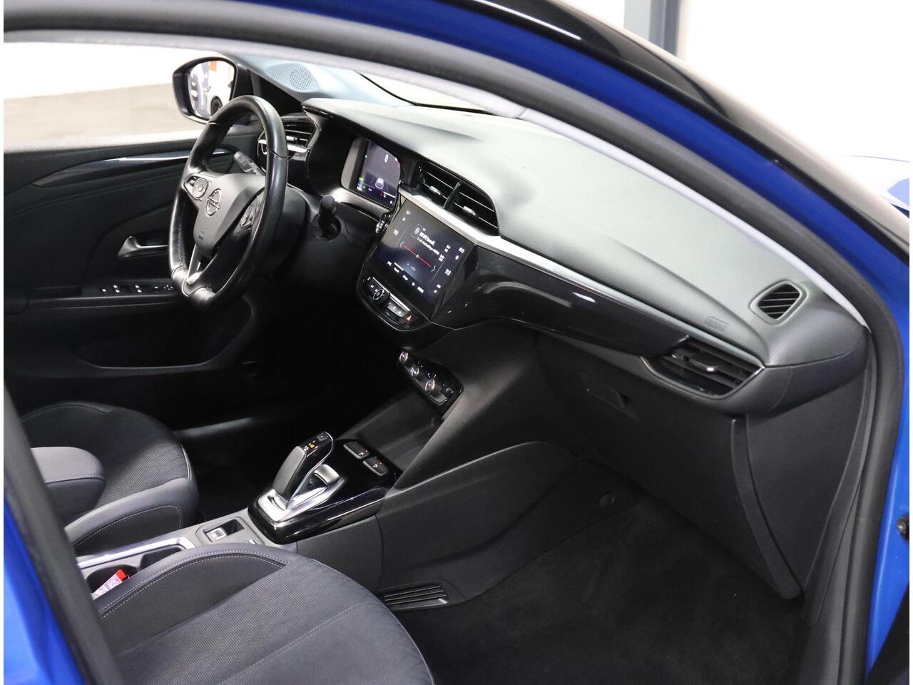 Opel e-Corsa Elegance 50kWh 136PK | 1ste eigenaar | 3 FASE | Winterpakket | 17"LMV | Cruise Control | Climate Control | Parkeersensoren | Keyless | Navigatie | AUTOMAAT | Isofix | Privacy Glass |