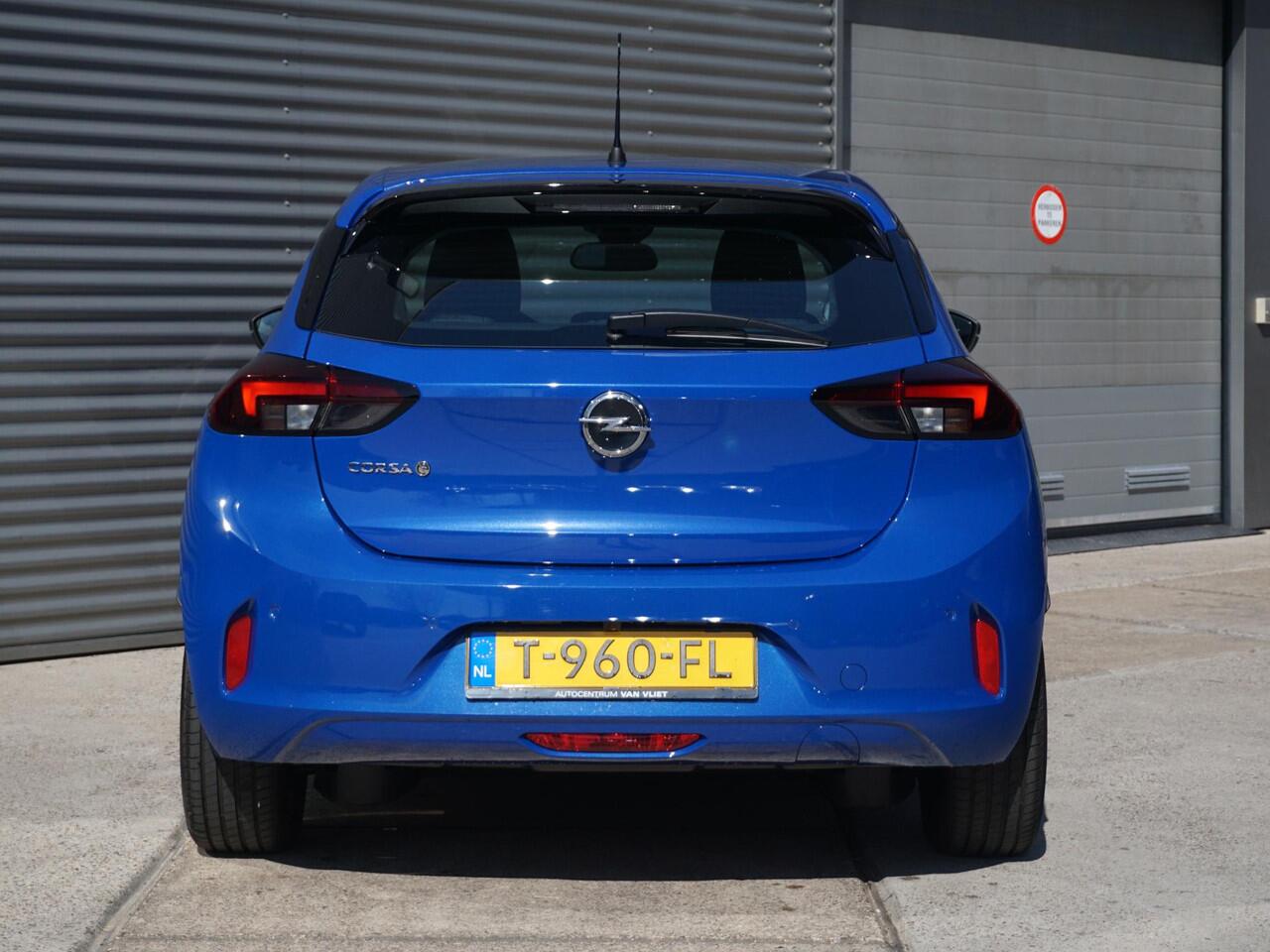 Opel e-Corsa 50kWh Elegance (Level 3) 11kW 3 fase | Navi Pro 10" scherm | Premium pakket | Winterpakket | Achteruitrijcamera | SoH 100 % |