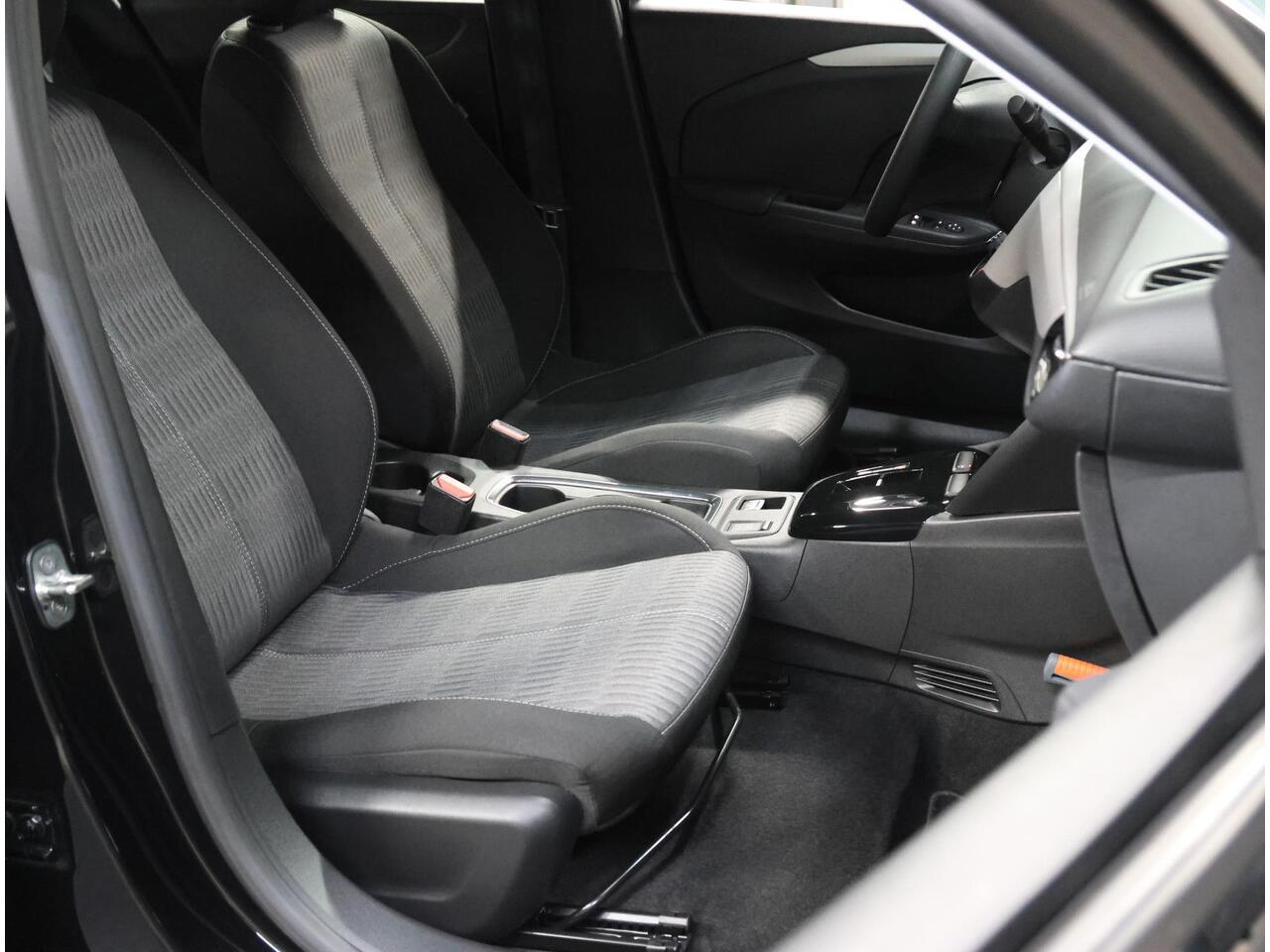 Opel e-Corsa Level 2 50kWh 136PK | 1ste eigenaar | 3 FASE | AppleCarPlay/Android | Climate Control | Cruise Control | Isofix | AUTOMAAT | Keyless Start | Warmtepomp |