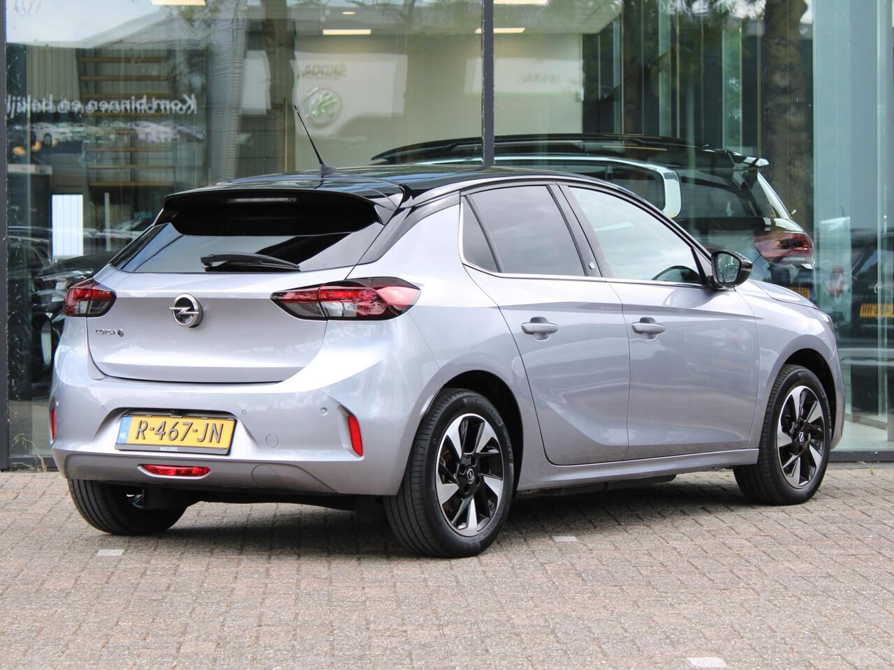 Opel e-Corsa Elegance 50 kWh | GRATIS WALLBOX | Apple Carplay / Camera / Stoelverwarming