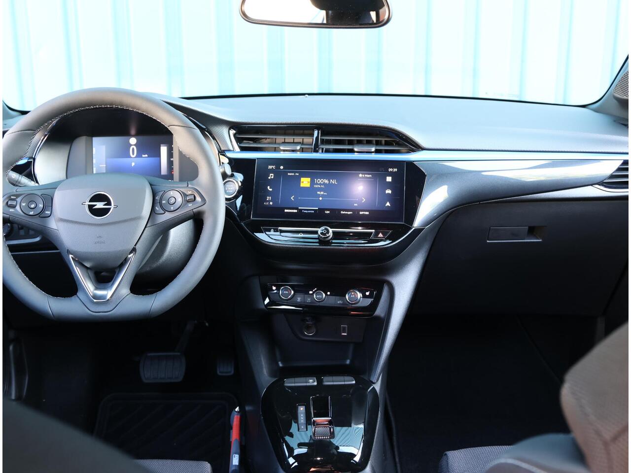 Opel e-Corsa Electric Long Range Yes 51 kWh | Stoelverwarming | ClimateControl | AppleCarPlay/AndroidAuto | CruiseControl | Parkeersensoren |