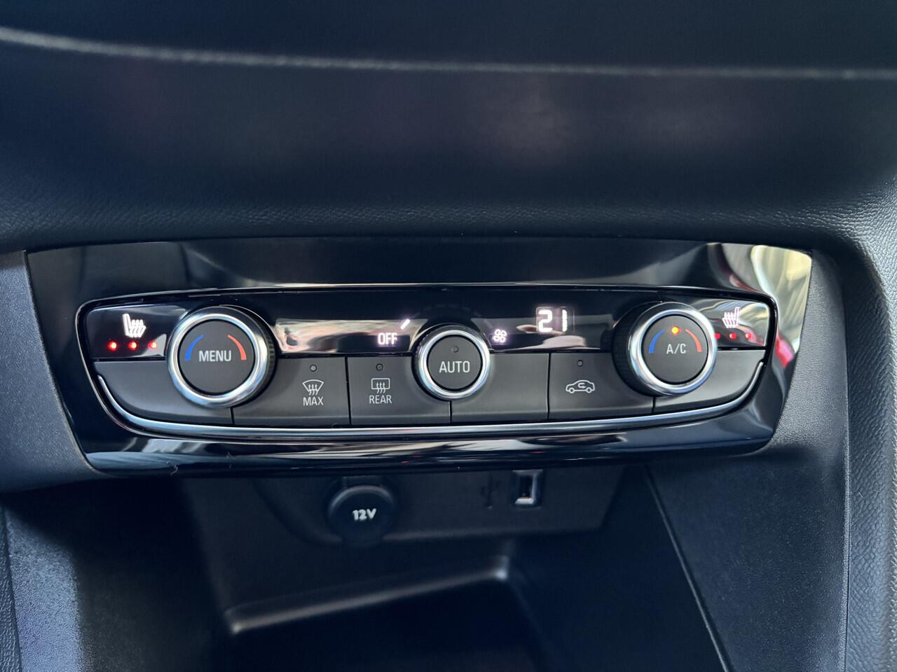 Opel e-Corsa Elegance 50 kWh | Camera | Parkeersensoren voor en achter |