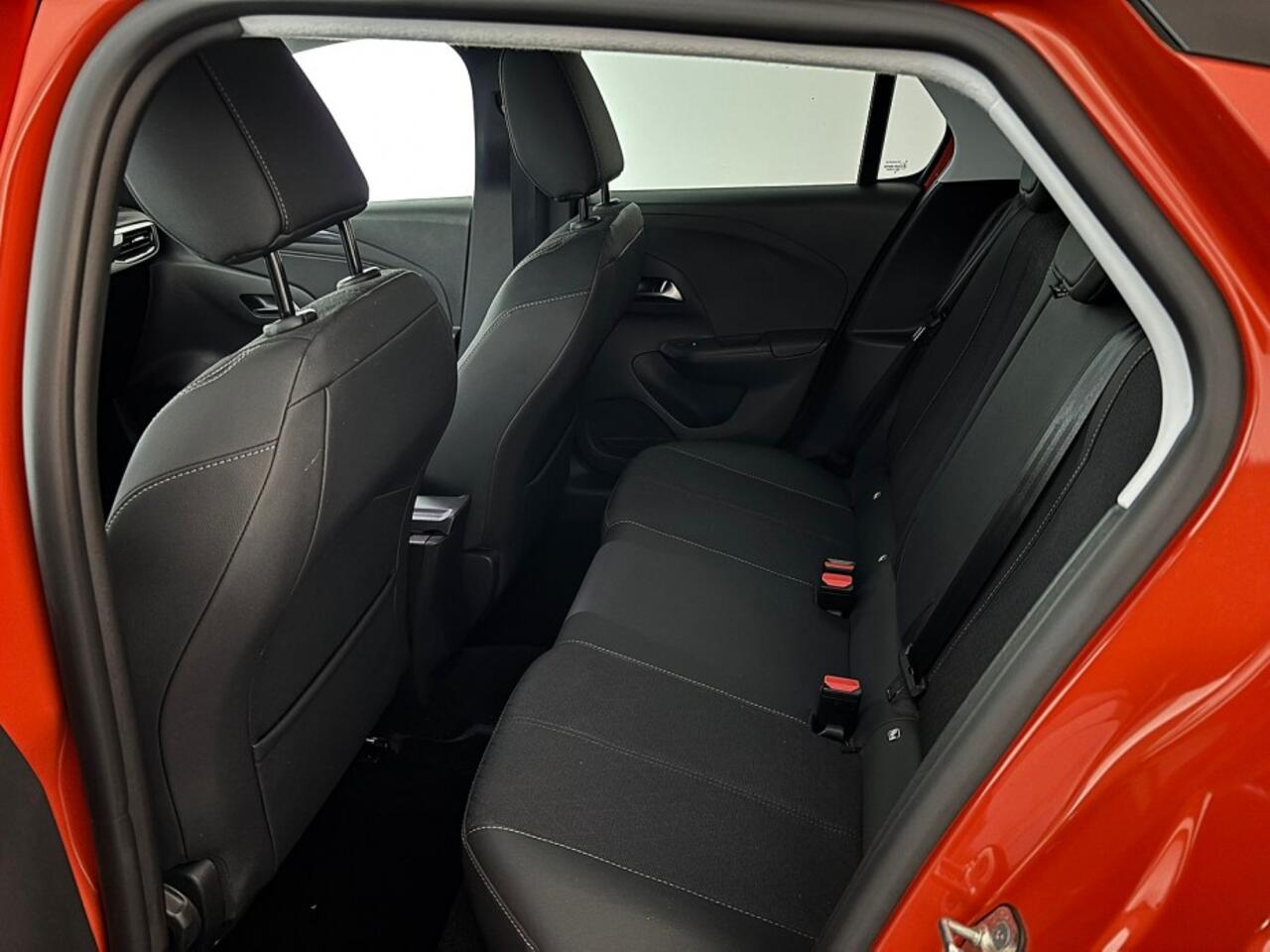 Opel e-Corsa Elegance 50 kWh | Full LED | Half LEDER | KEYLESS | PDC