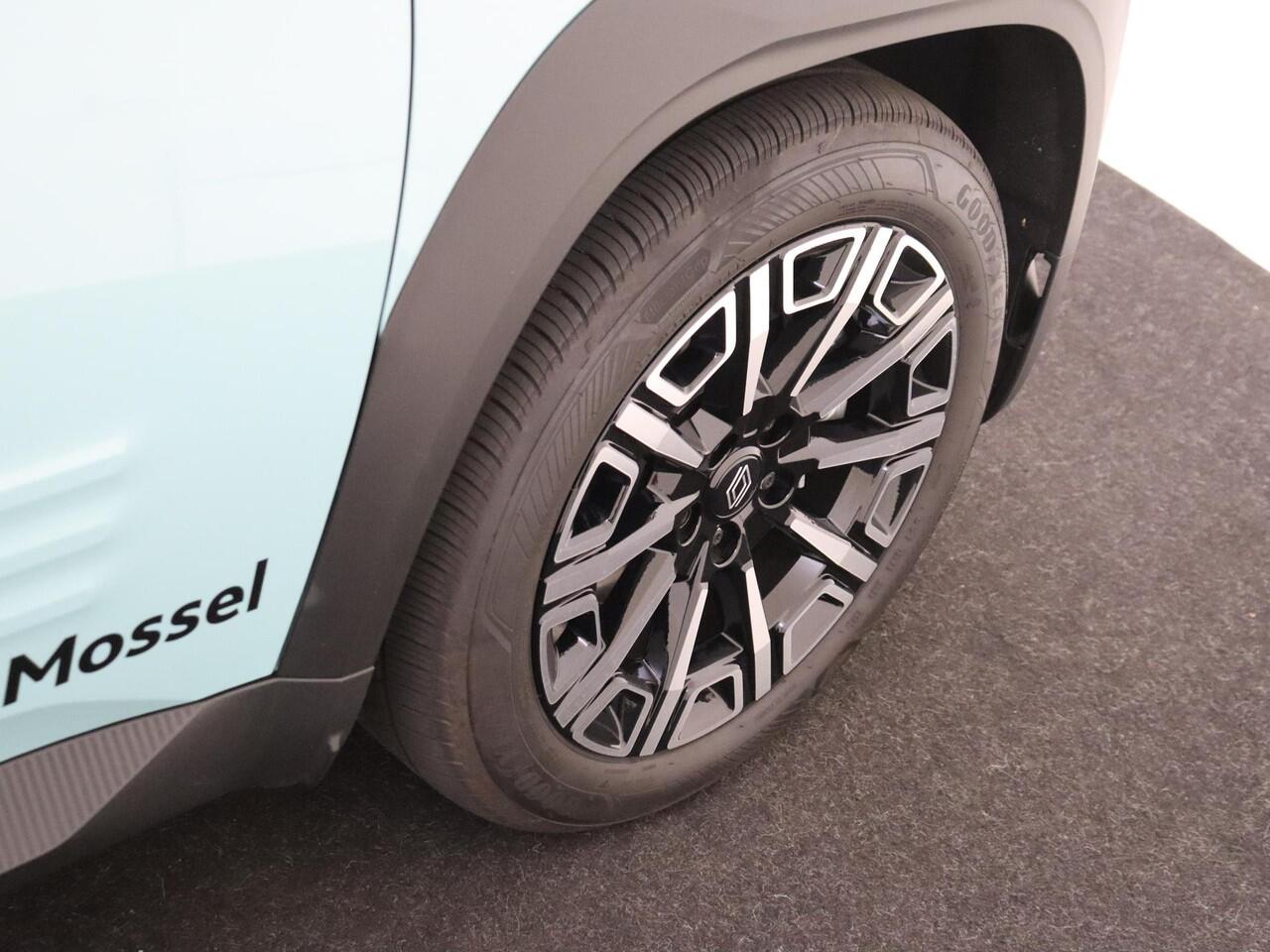 Renault 4 comfort range iconic 52 kWh pack advanced driving assist | V2L | Demo |