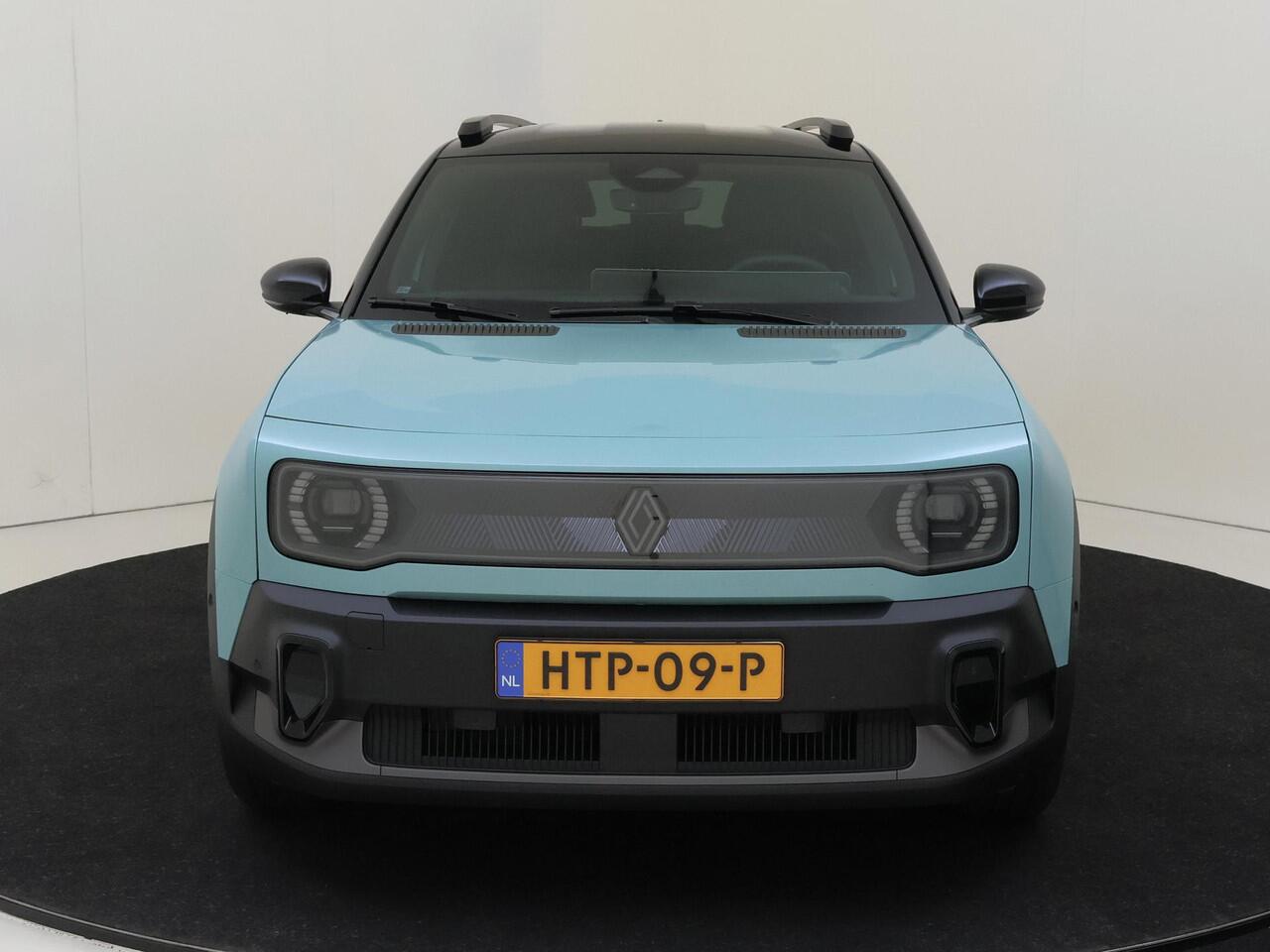 Renault 4 comfort range iconic 52 kWh pack advanced driving assist | V2L | Demo |