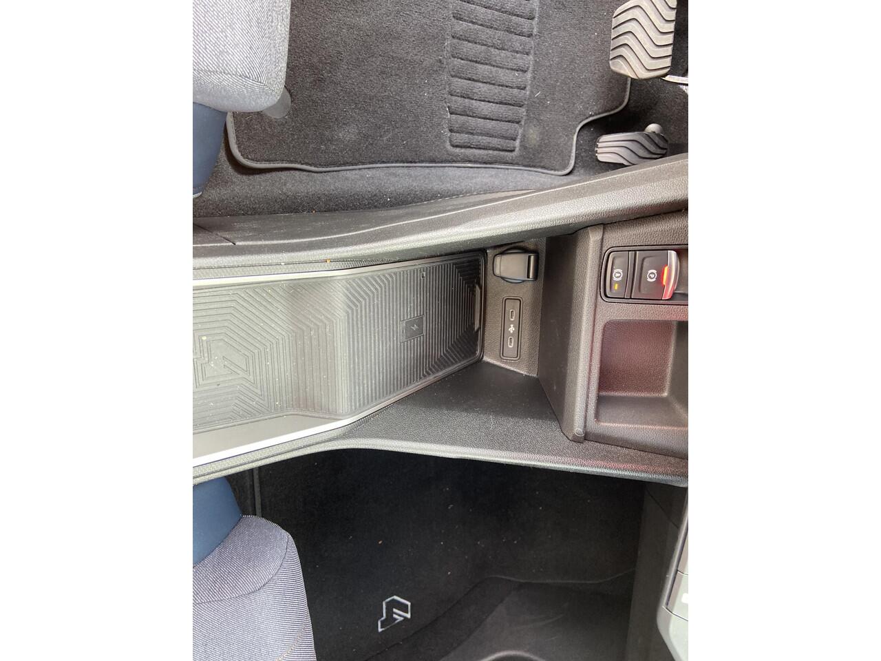 Renault 4 comfort range techno 52 kWh / Google assist /Parkeersensoren/achteruit rij camera/Climate control / Demo zuidoost / vraag naar beschikbaarheid