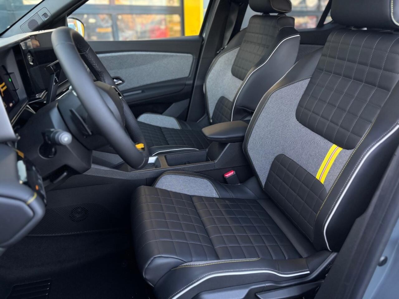 Renault 4 Iconic 150 pk Comfort range Pack advanced driving assist