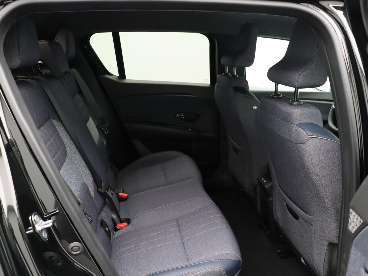 Renault 4 Techno Comfort range | Achteruitrijcamera | Elektronisch geregelde airconditioning | Full LED koplampen