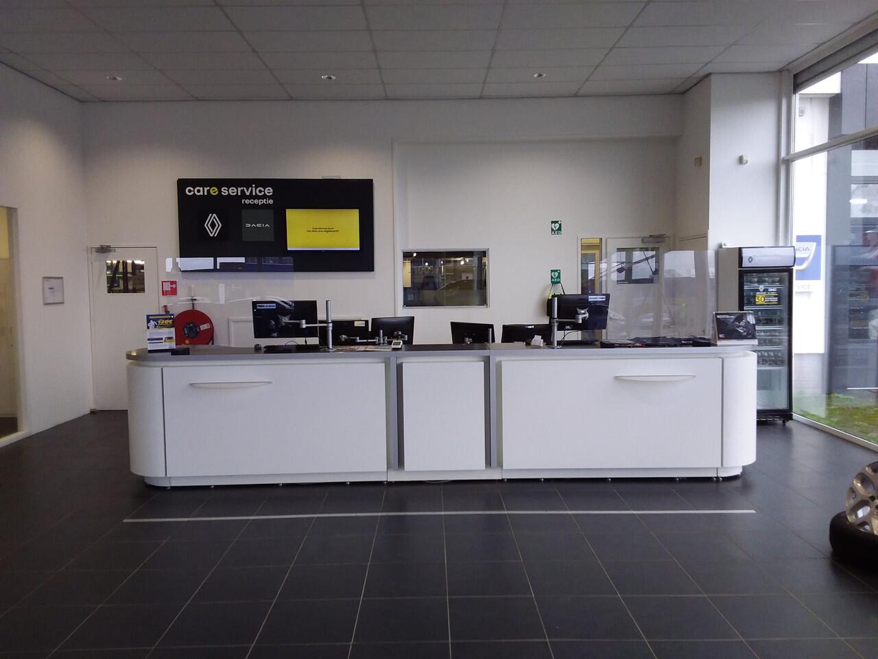 Renault 4 comfort range techno 52 kWh | Navigatie | Climat Control | Electrische achterklep | Adaptive Cruise | DEMONSTRATIE AUTO, VRAAG NAAR BESCHIKBAARHEID |