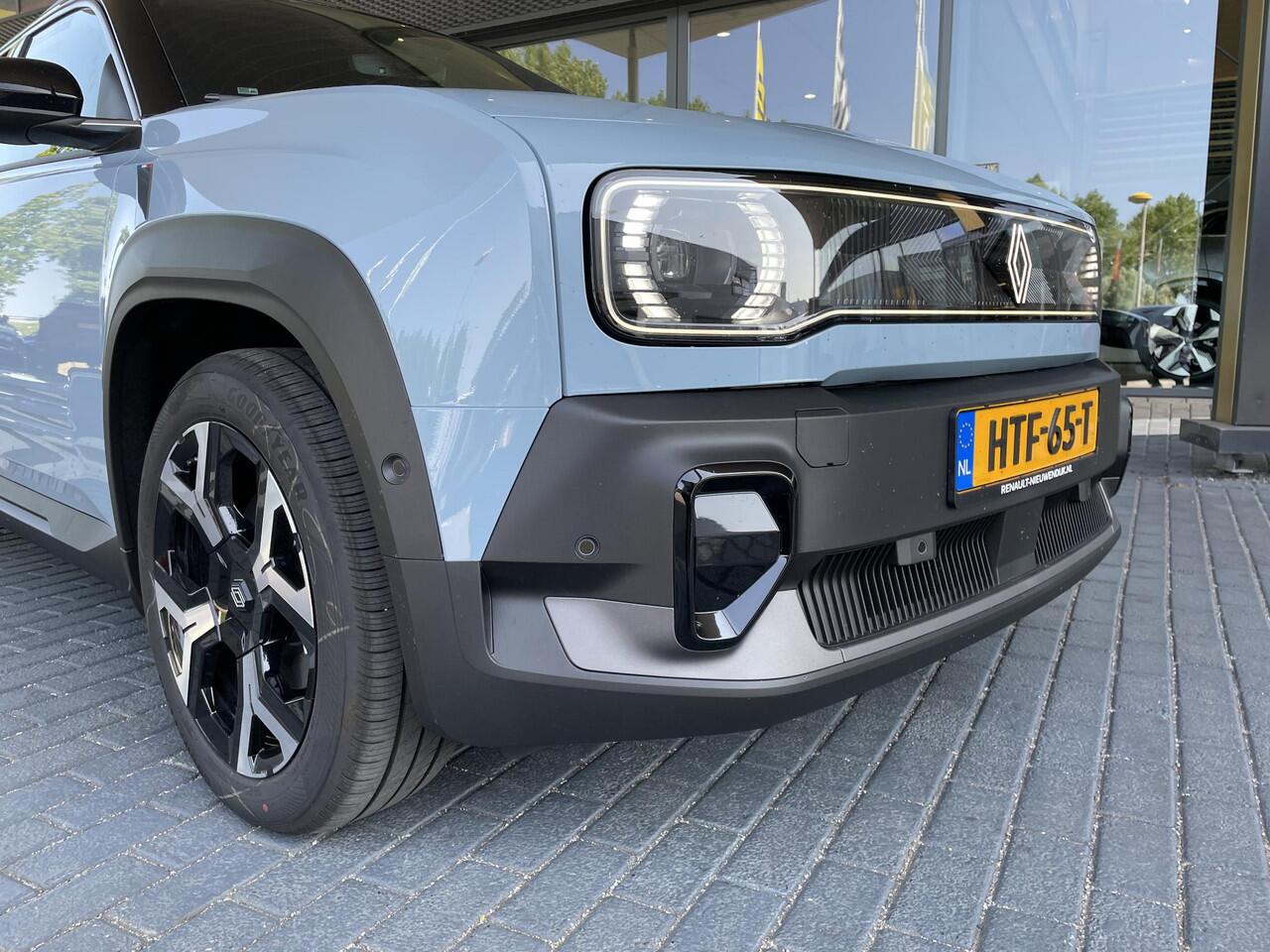 Renault 4 comfort range techno 52 kWh / Demo Hillegom / pack safety & advanced driving assist / pack winter premium / adapter V2L, energie naar extern apparaat /