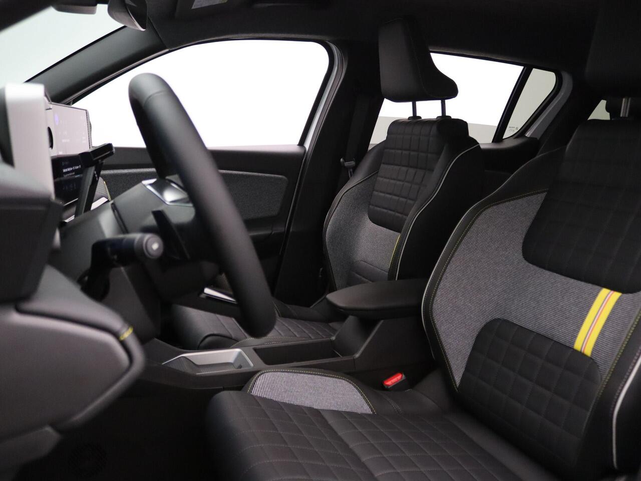 Renault 4 comfort range iconic 52 kWh Automaat Camera | Adapt. Cruise | Navi | Parkeersens. v+a | Stoel-/stuurverw.