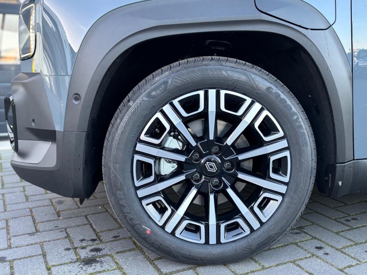 Renault 4 Iconic 150 pk Comfort range Pack advanced driving assist