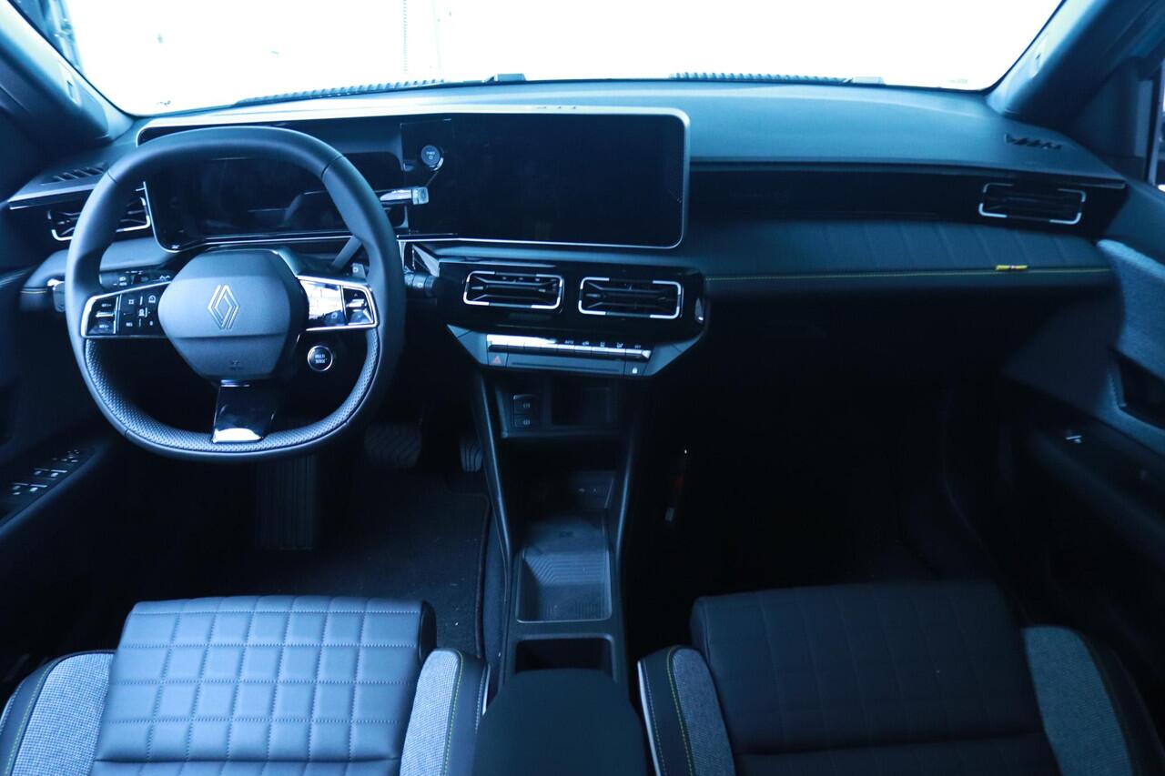 Renault 4 comfort range iconic 52 kWh | Harman/Kardon | Adaptieve Cruise Control | Elektrisch Bedienbare Achterklep