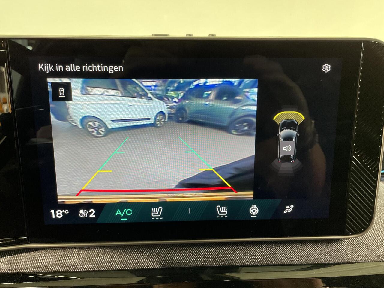 Renault 4 comfort range iconic 52 kWh Airco | Navigatie | Apple carplay \ Android auto | Demo |