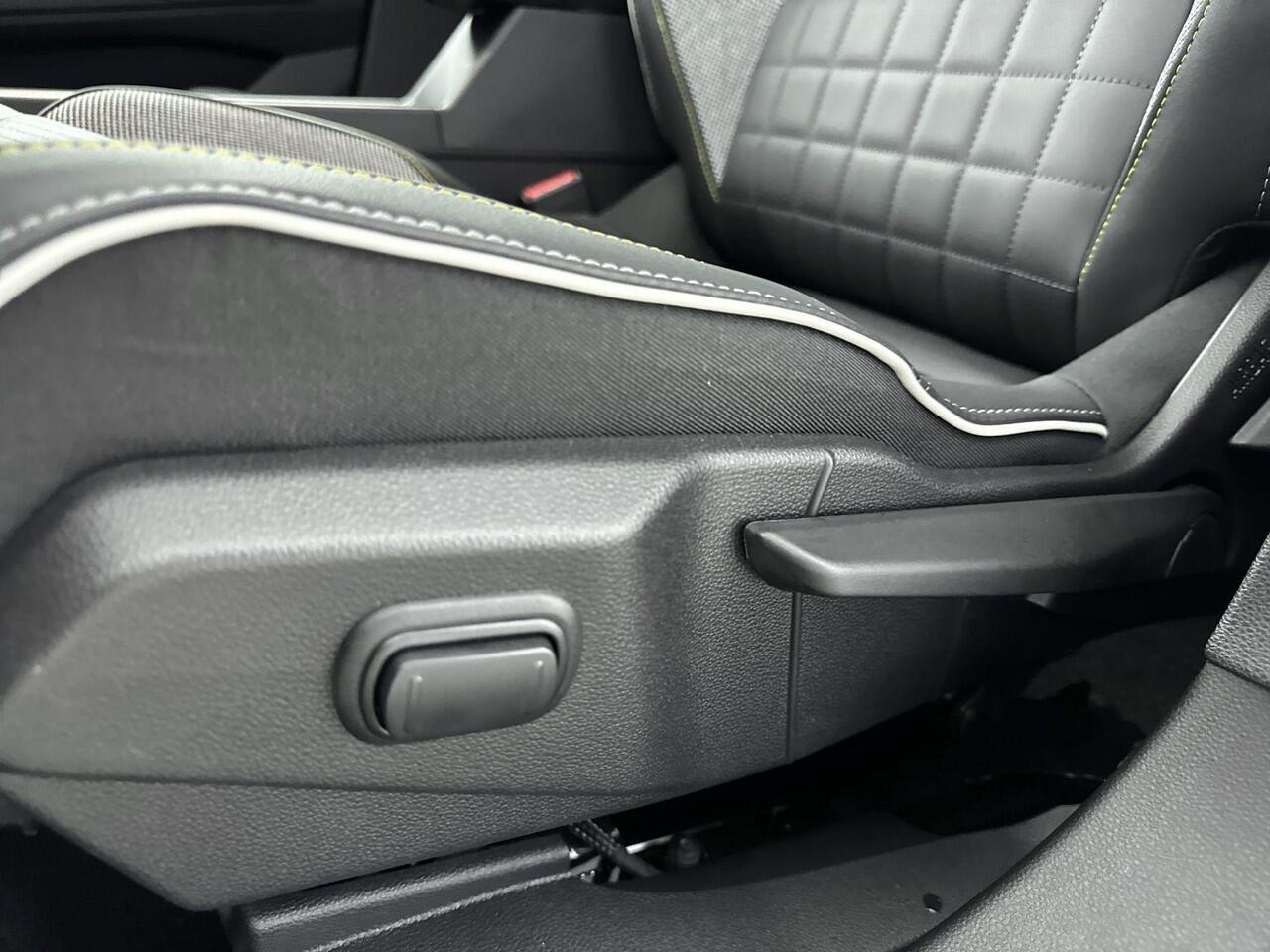 Renault 4 Comfort Range Iconic 52 kWh 150PK | Harman Kardon Audio | Pack Advanced Driving Assist | Google Navigatie | Stoel- en Stuurverwarming | One-Pedal Drive | Apple CarPlay & Android Auto