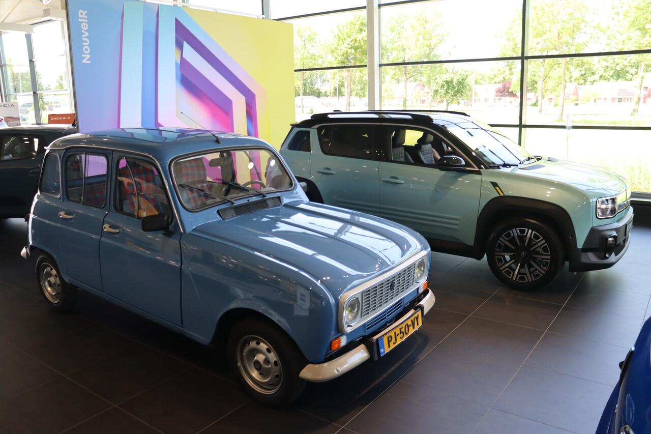Renault 4 Comfort Range Iconic 52 kWh EV | Pack Advanced Driving Assist | Stoel-/Stuurverwarming | Navigatie | Achteruitrijcamera