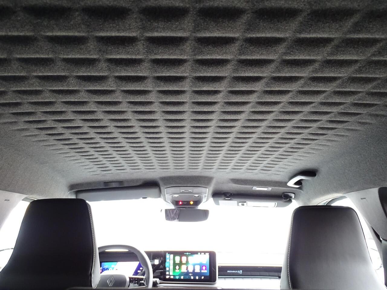 Renault 4 comfort range iconic 52 kWh PACK ADVANCED DRIVING ASSIST / HARMAN KARDON AUDIO / V2L ADAPTER | Demo |