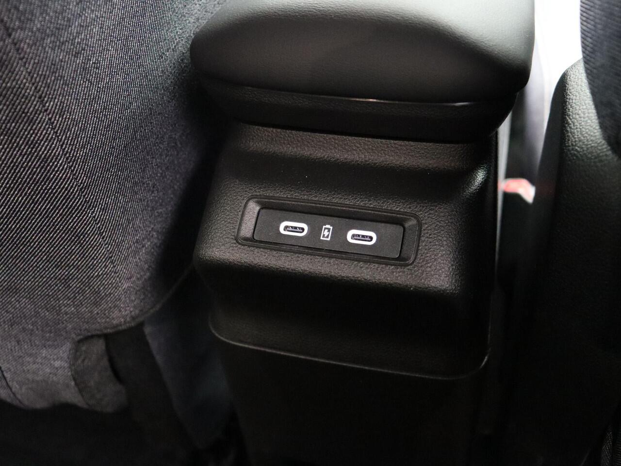 Renault 4 comfort range techno 52 kWh | Active driver assist | Stoel- en stuurverwarming | Blind spot warning |