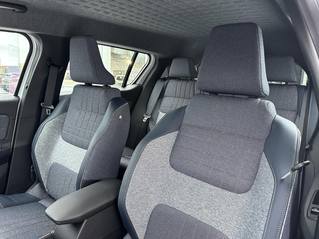 Renault 4 150 pk comfort range techno l Meer dan ¤ 3.000 voorraadvoordeel! l Gratis 5 jaar fabrieksgarantie! l Uit voorraad leverbaar!