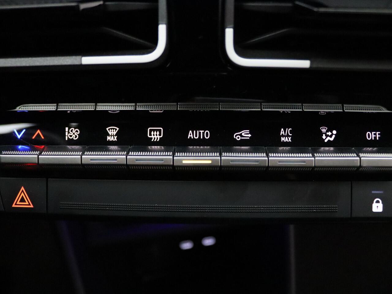 Renault 4 150pk comfort range iconic Automaat Harman Kardon | Adapt. Cruise | Navi | Parkeersens. v+a | Stoel-/stuurverw.