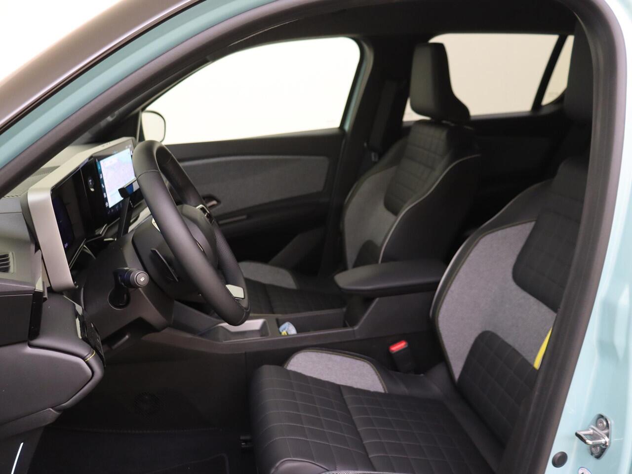 Renault 4 comfort range iconic 52 kWh pack advanced driving assist | V2L | Demo |