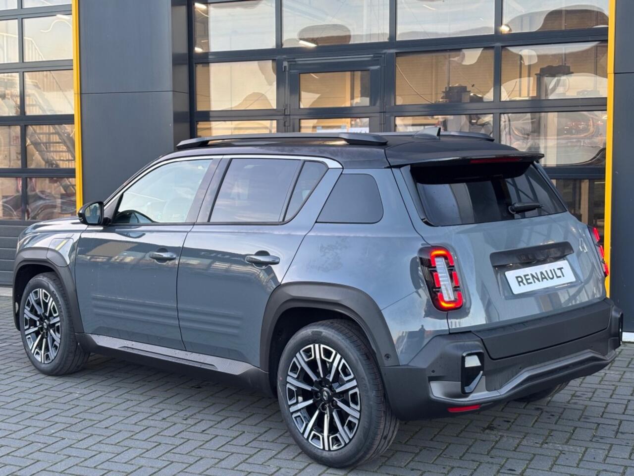 Renault 4 Iconic 150 pk Comfort range Pack advanced driving assist