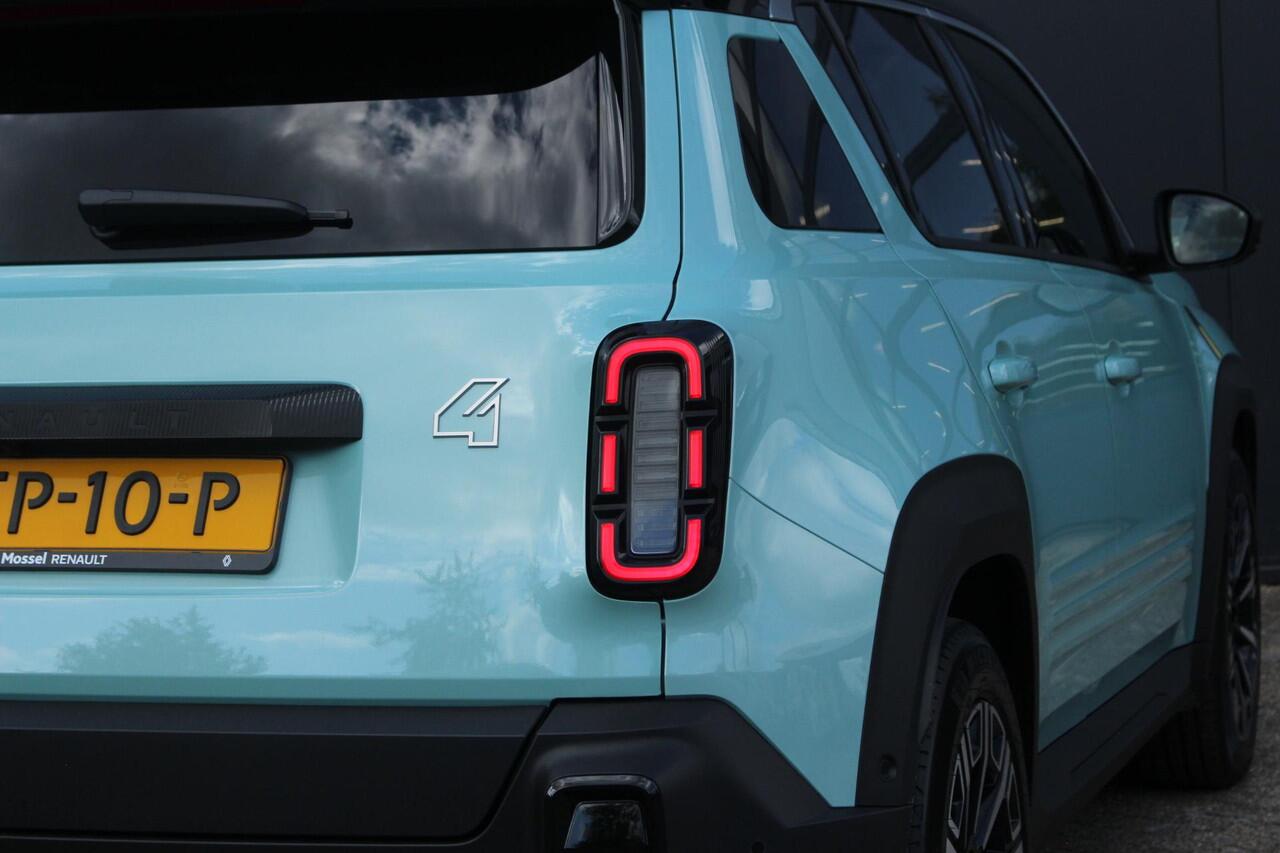 Renault 4 comfort range iconic 150Pk 52 kWh | Navigatie Via Google | Apple & Android Carplay | Parkeersensoren Voor & Achter | Achteruitrijcamera | Adaptieve Cruise Control | Privacy Glass | Keyless entry | Elektrische Achterklep |