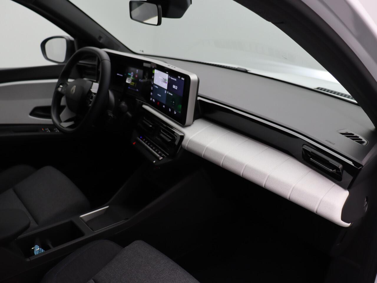 Renault 4 Evolution Comfort range | Achteruitrijcamera | Cruise control met snelheidsbegrenzer | Elektronisch geregelde airconditioning