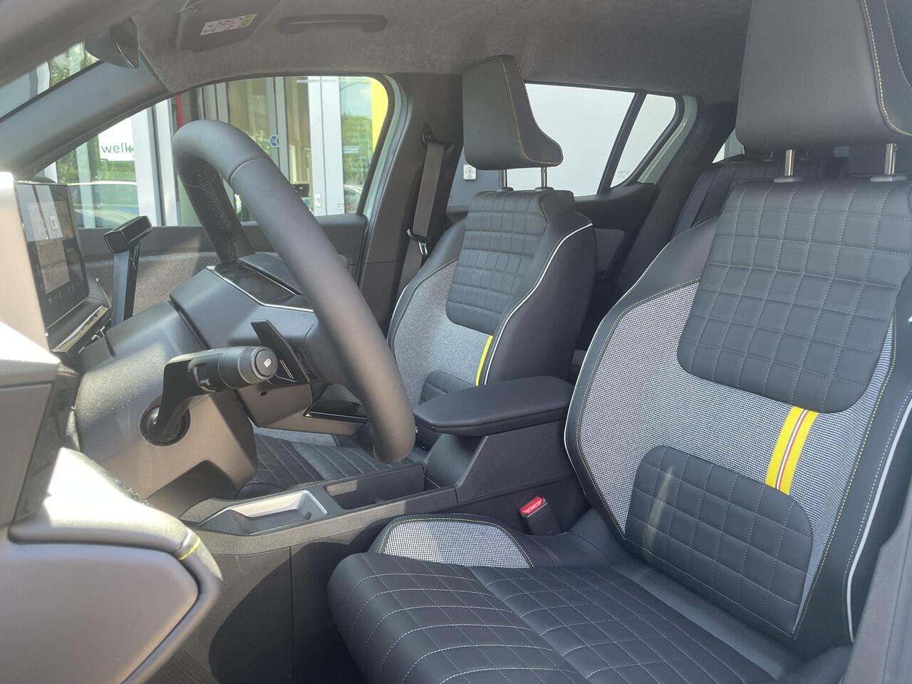 Renault 4 Comfort Range Iconic 52 kWh | Pack Advanced Driving Assisit | Google navigatie | DEMO |