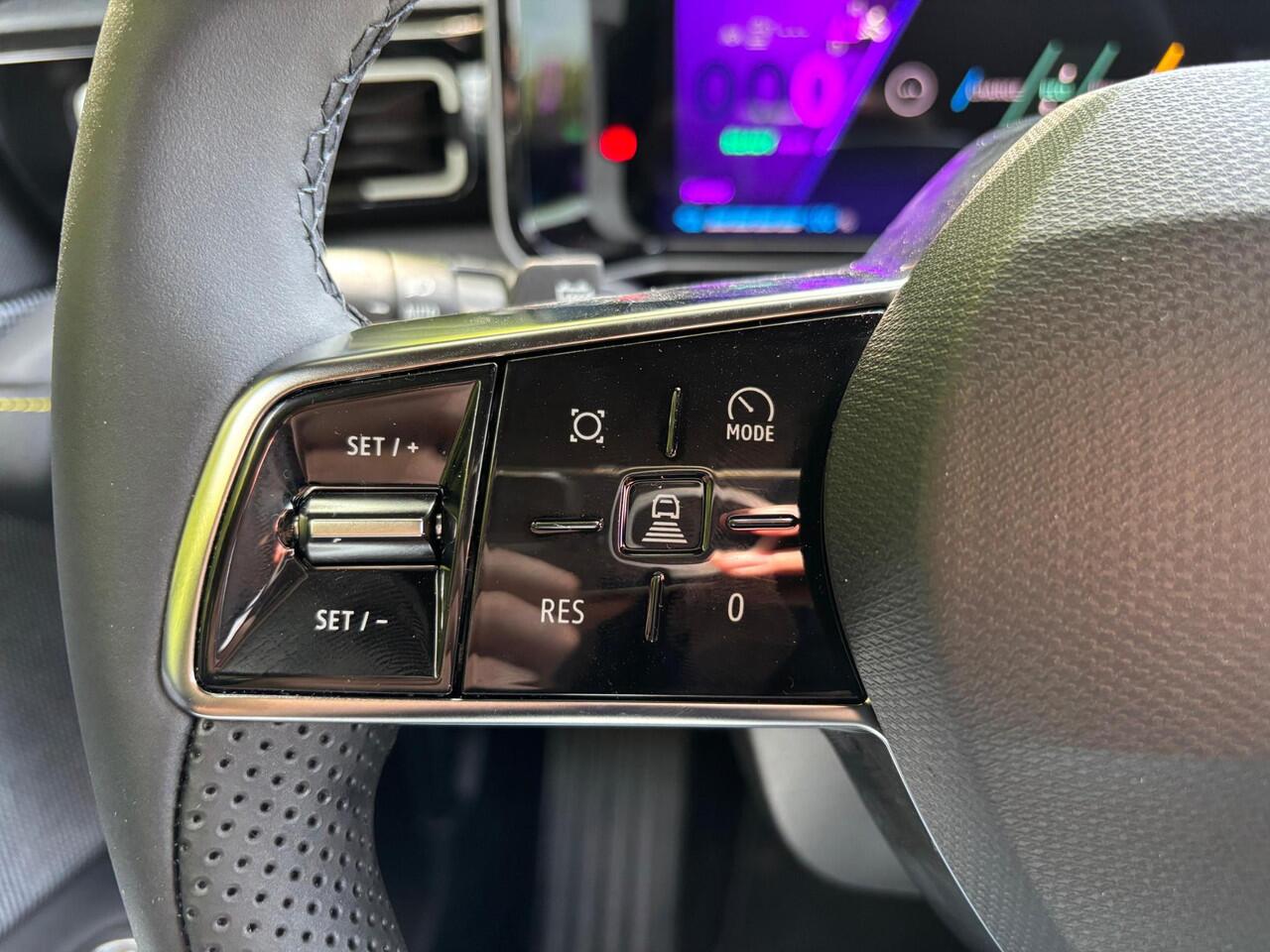 Renault 4 comfort range iconic 52 kWh / Pack Advanced Driving Assist / Harman Kardon® premium audio /