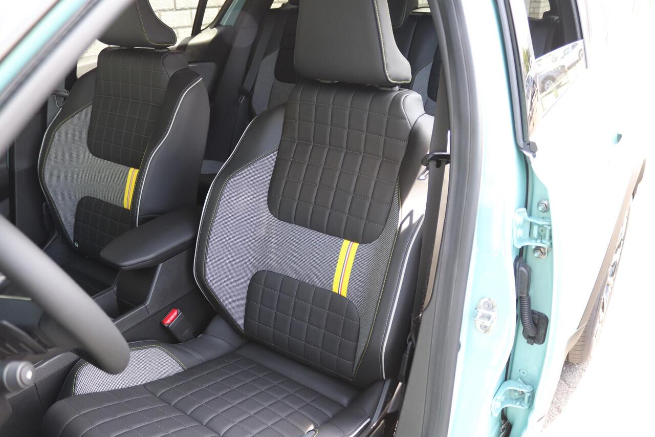 Renault 4 Comfort Range Iconic 52 kWh | Stoel + stuurverwarming | Achteruitrijcamera | El. achterklep | Demo |