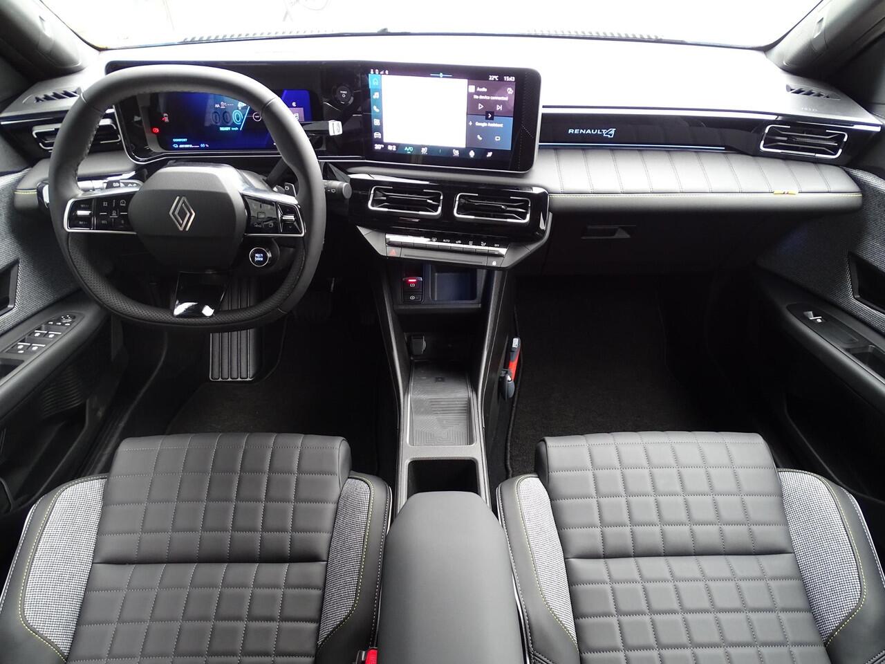 Renault 4 comfort range iconic 52 kWh PACK ADVANCED DRIVING ASSIST / HARMAN KARDON AUDIO / V2L ADAPTER | Demo |