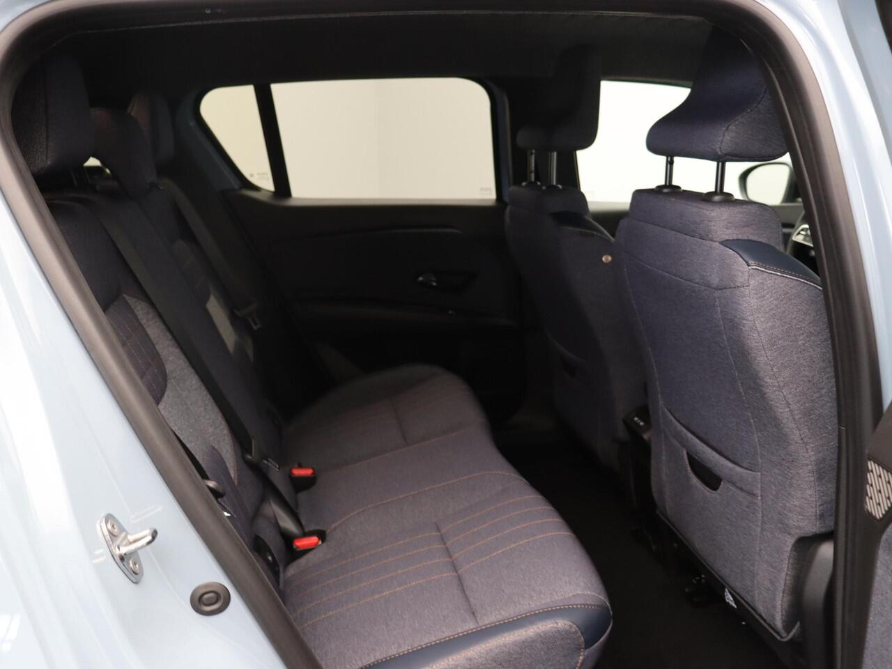 Renault 4 comfort range techno 52 kWh | Active driver assist | Stoel- en stuurverwarming | Blind spot warning |