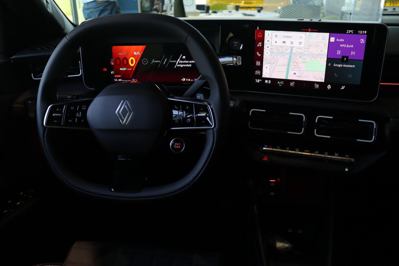 Renault 4 Comfort Range Iconic 52 kWh EV | Pack Advanced Driving Assist | Stoel-/Stuurverwarming | Navigatie | Achteruitrijcamera