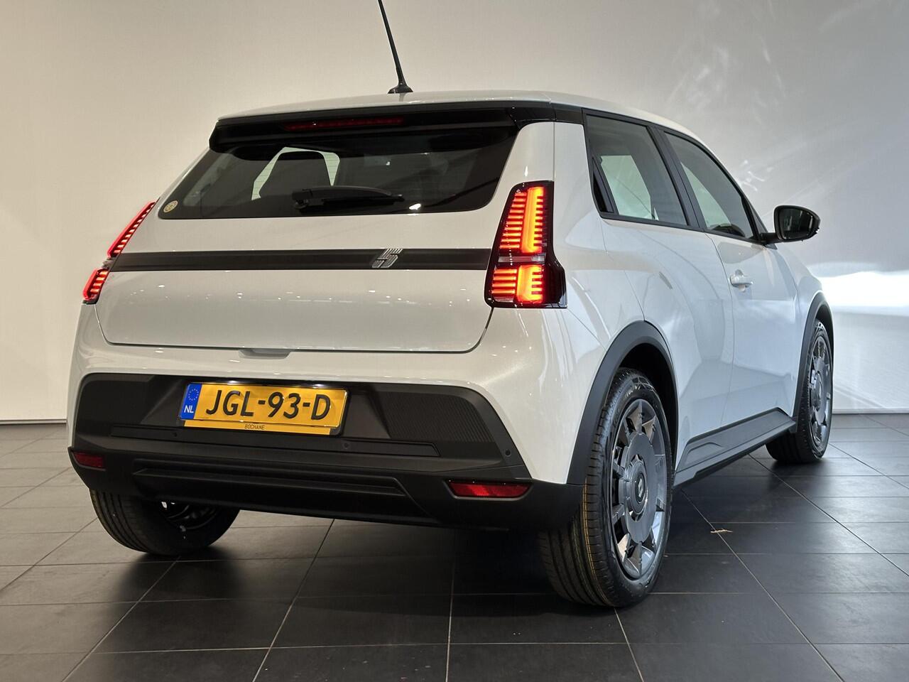 Renault 5 urban range evolution 40 kWh | DIRECT LEVERBAAR! | APPLE CARPLAY & ANDROID AUTO | PARKEER SENSOREN ACHTER