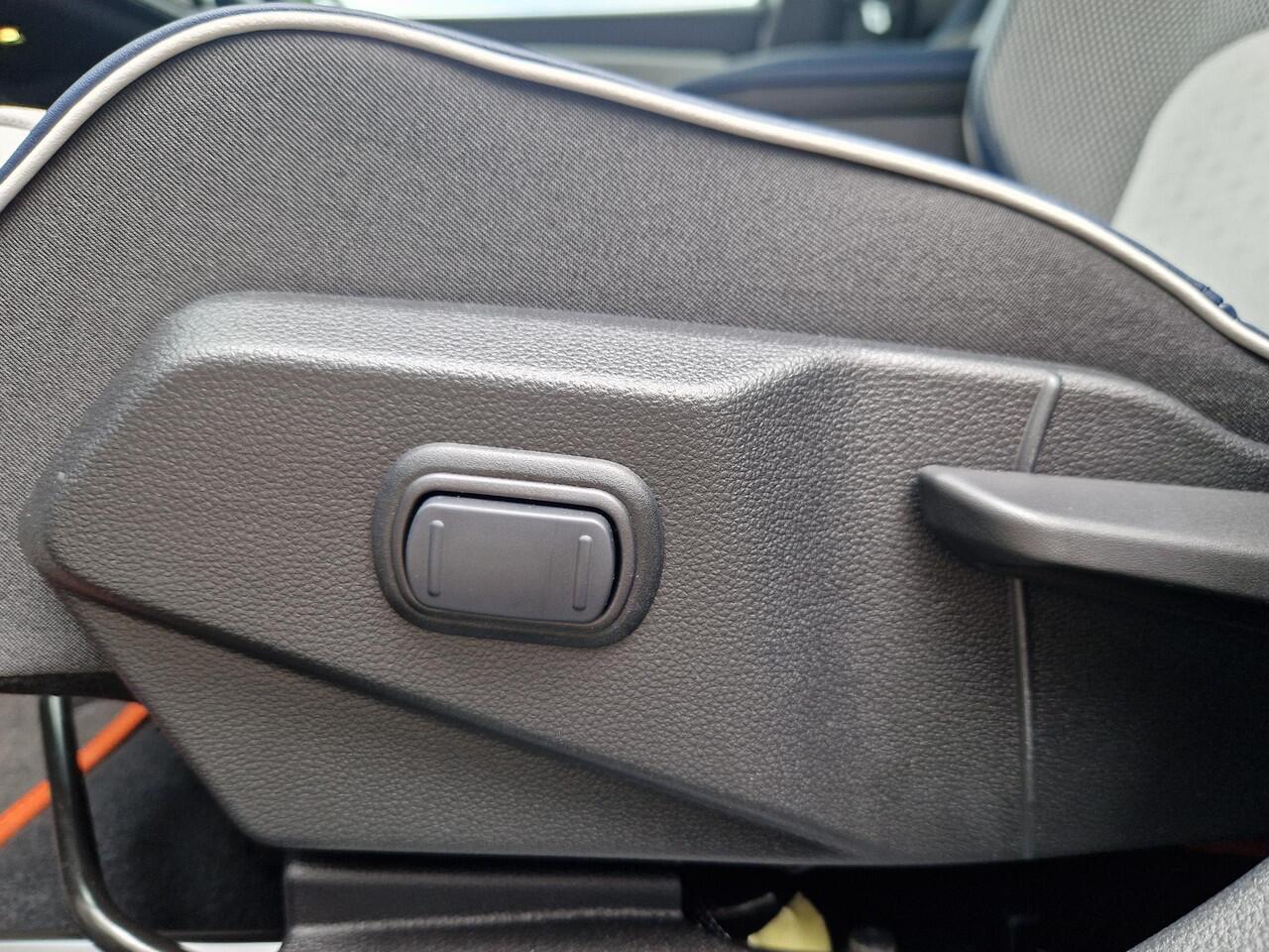 Renault 5 Comfort Range Roland-Garros 52 kWh / Afneembare Trekhaak / Harmon Kardon Audio / Adaptief Cruise Control / Stoel & Stuurverwarming / Warmtepomp / Google Navigatie /