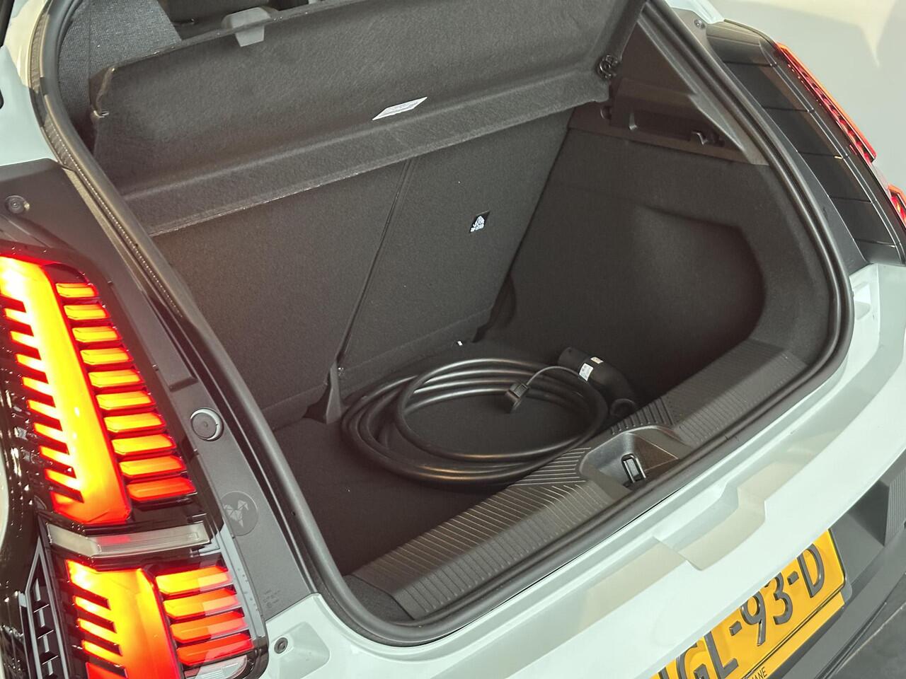 Renault 5 urban range evolution 40 kWh | DIRECT LEVERBAAR! | APPLE CARPLAY & ANDROID AUTO | PARKEER SENSOREN ACHTER